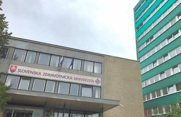 Ιατρική σχολή στην Μπρατισλαβα